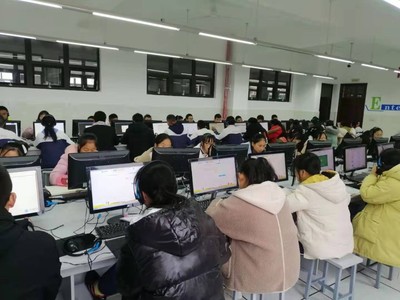 教育信息化 變革傳統(tǒng)教育模式的引擎